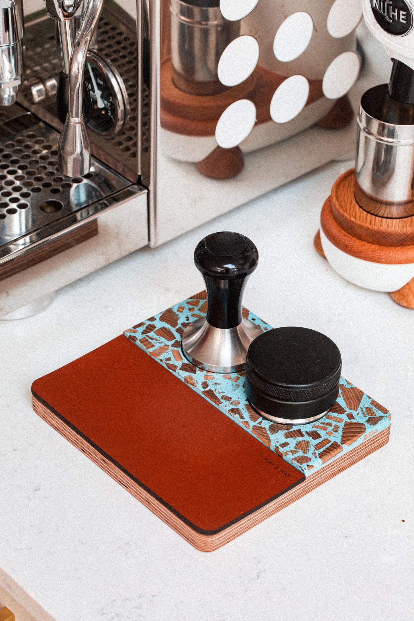 Tamping Station in Azure/Tan Leather