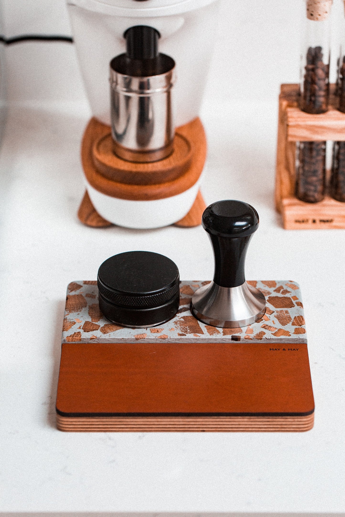 Tamping Station in Slate/Tan Leather