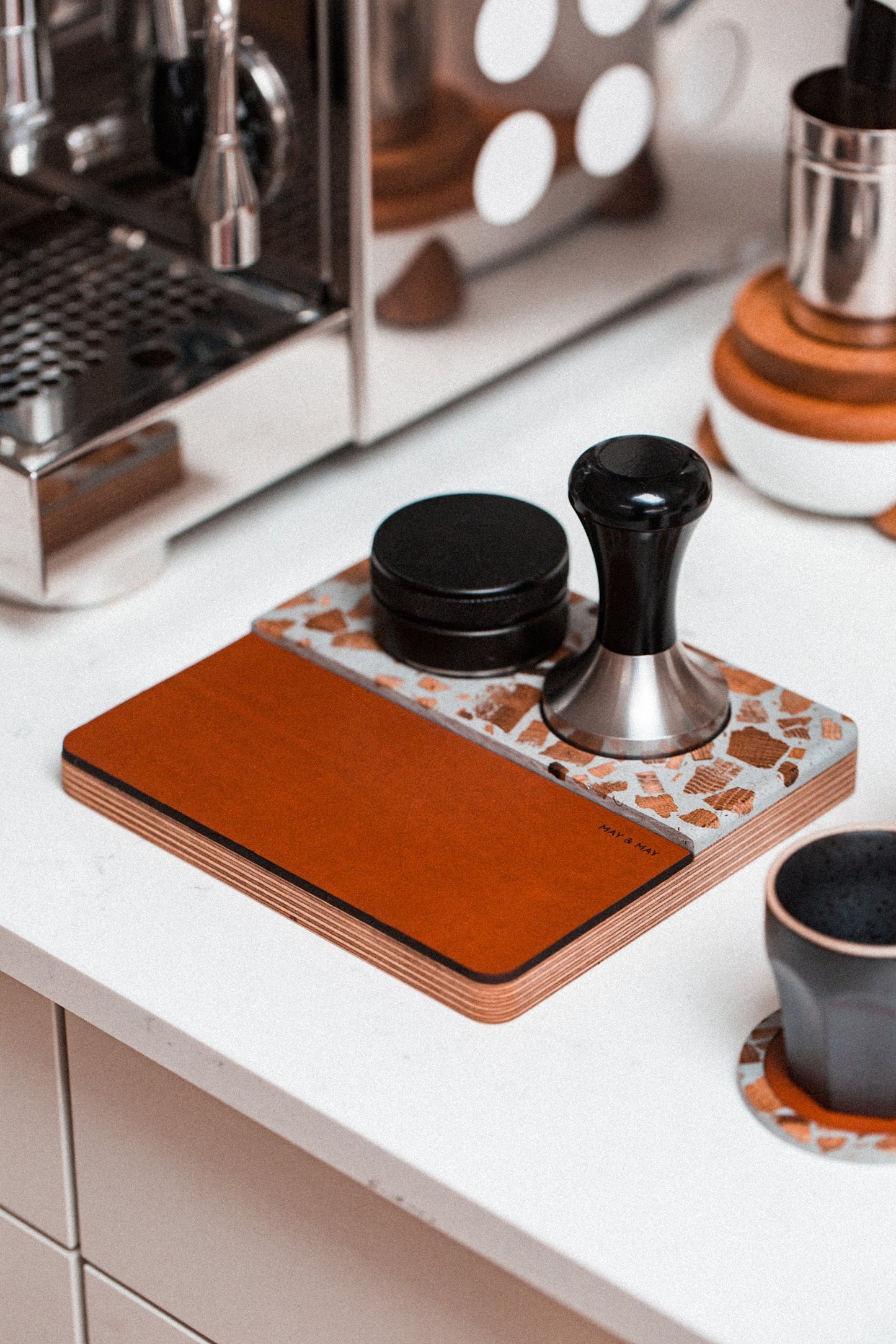 Tamping Station in Slate/Tan Leather