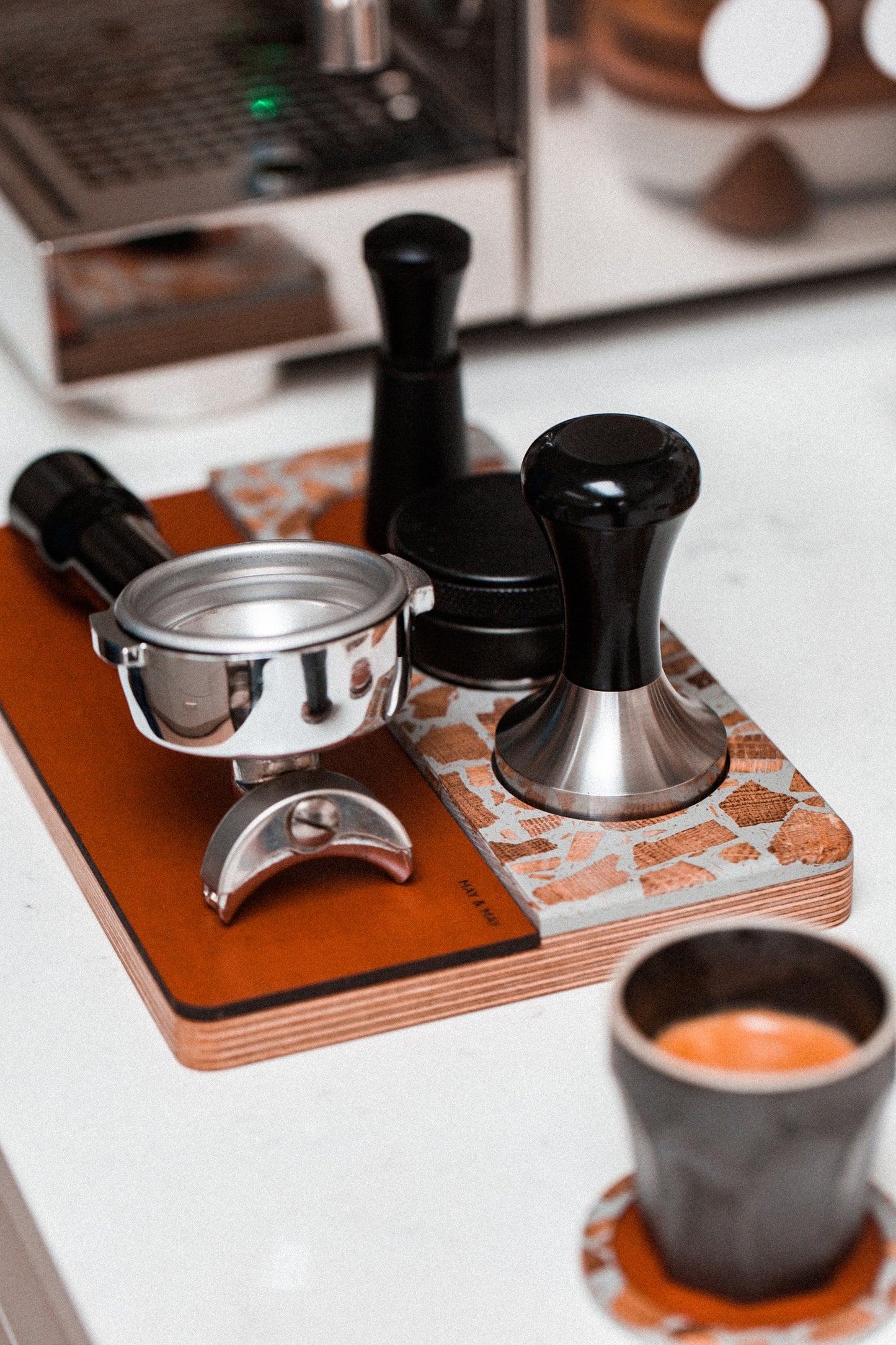 Tamping Station in Slate/Tan Leather