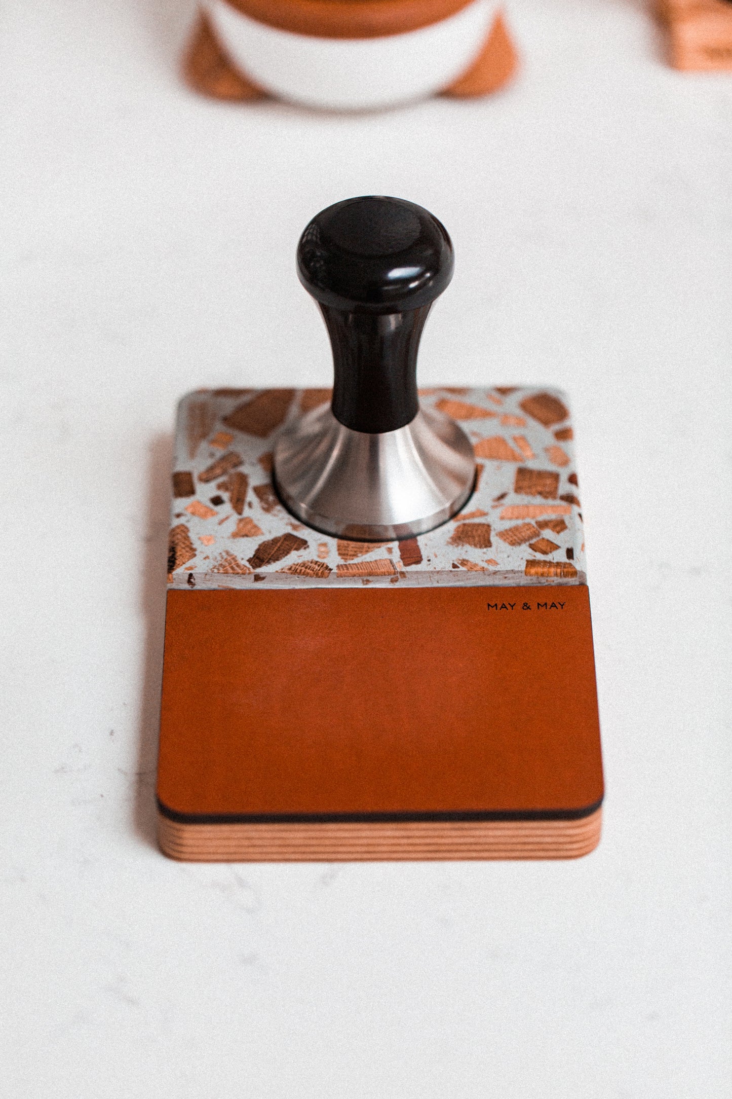 Tamping Station in Slate/Tan Leather