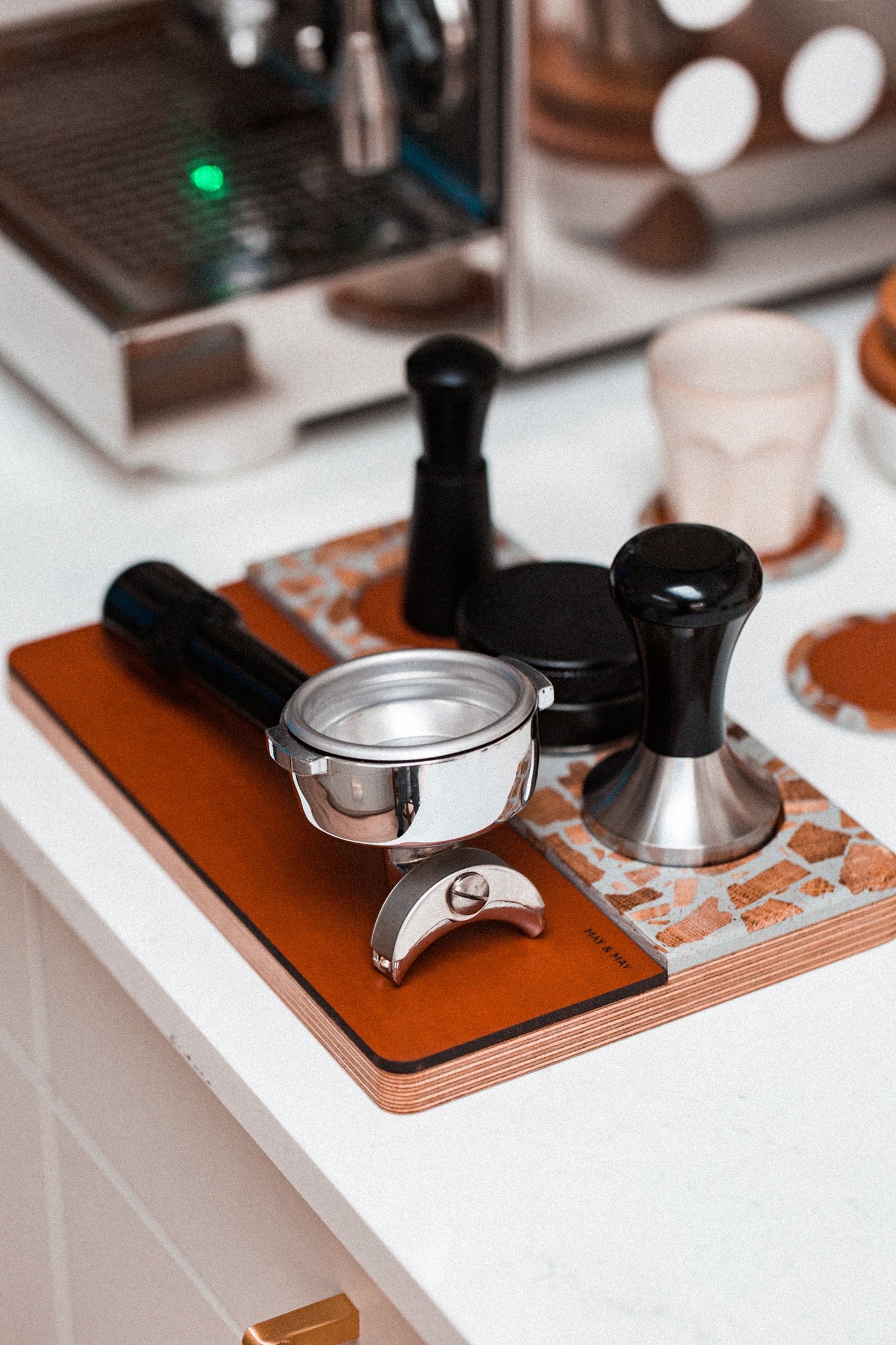 Tamping Station in Slate/Tan Leather