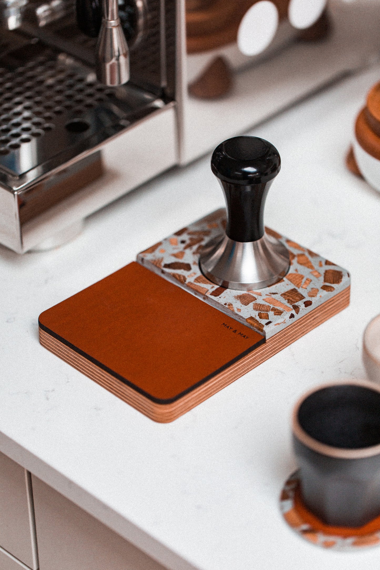 Tamping Station in Slate/Tan Leather